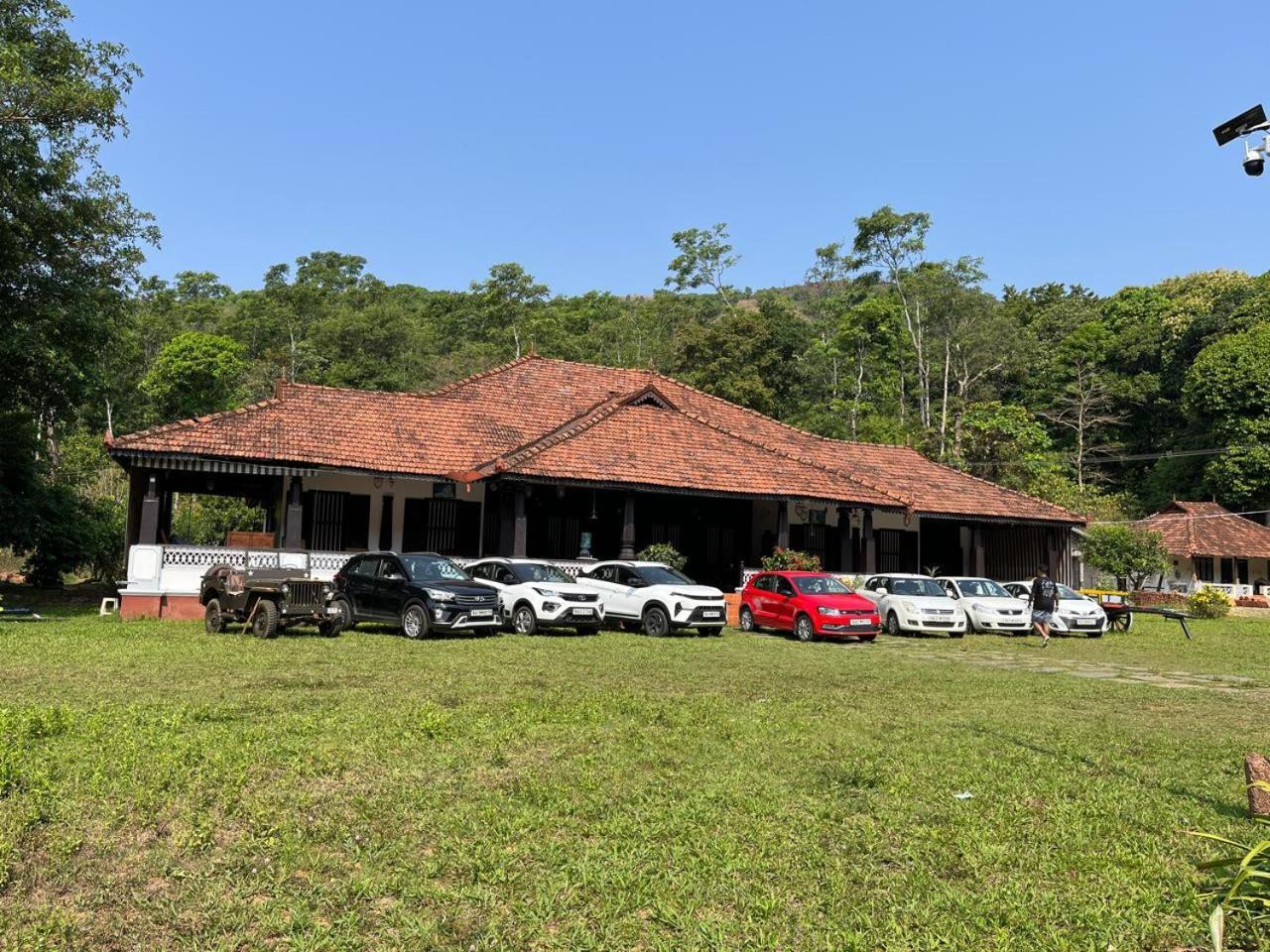 Highland Estate Hotel Sakleshpur Eksteriør billede