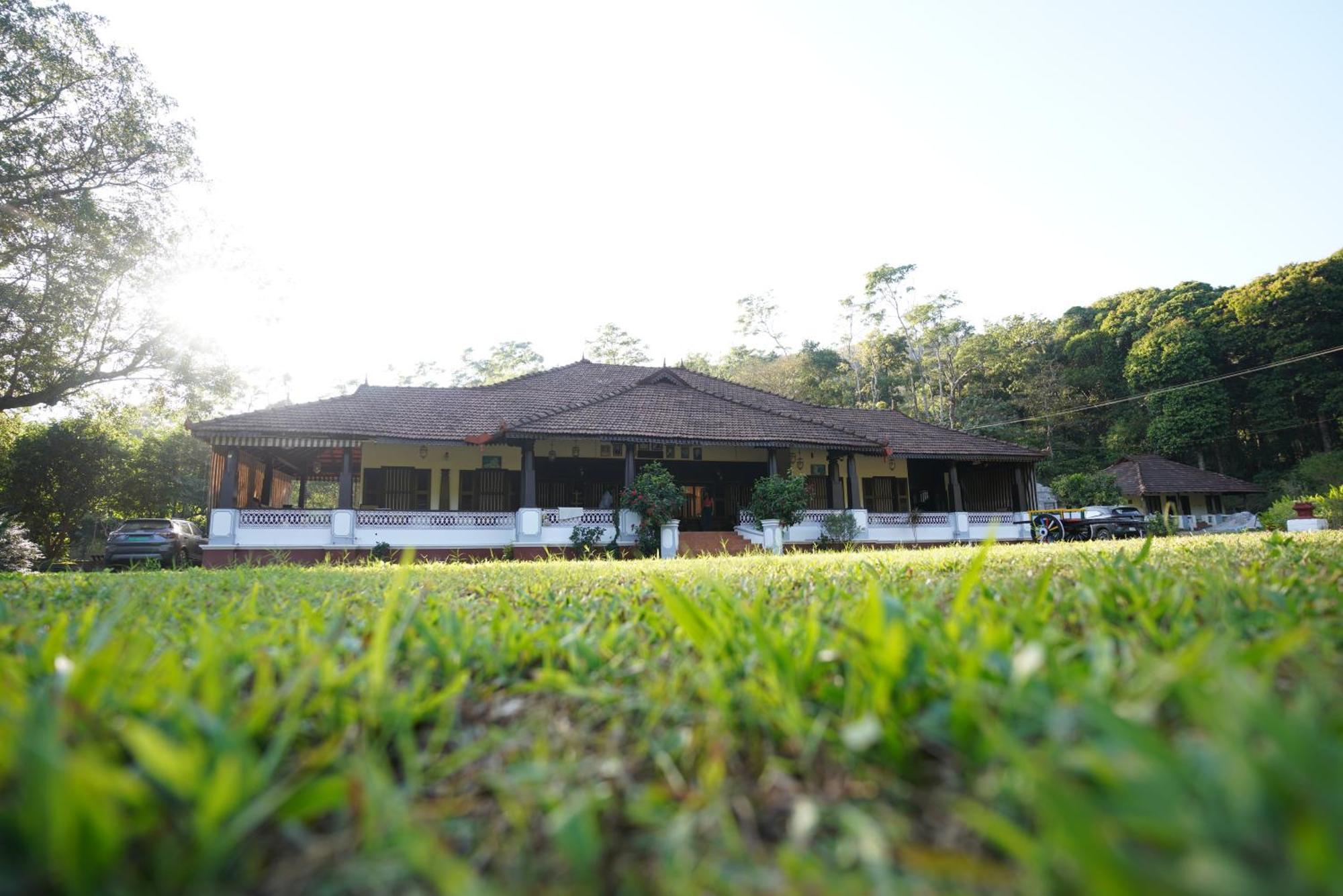 Highland Estate Hotel Sakleshpur Eksteriør billede